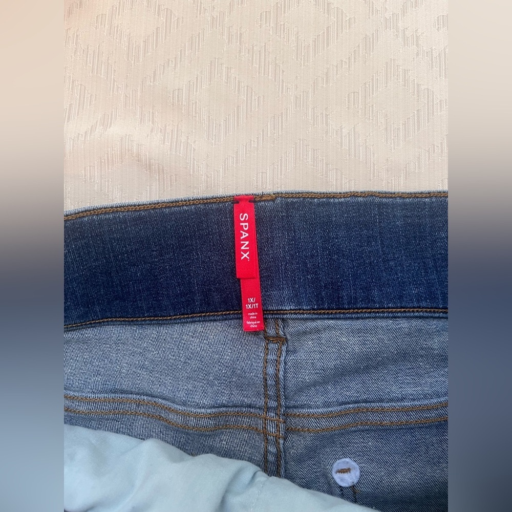 Spanx Women Straight Leg Jeans Plus Size 1X - Picture 3 of 8